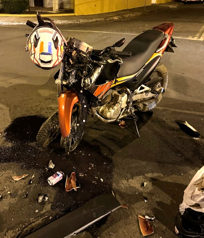 Colisão Moto e carro
